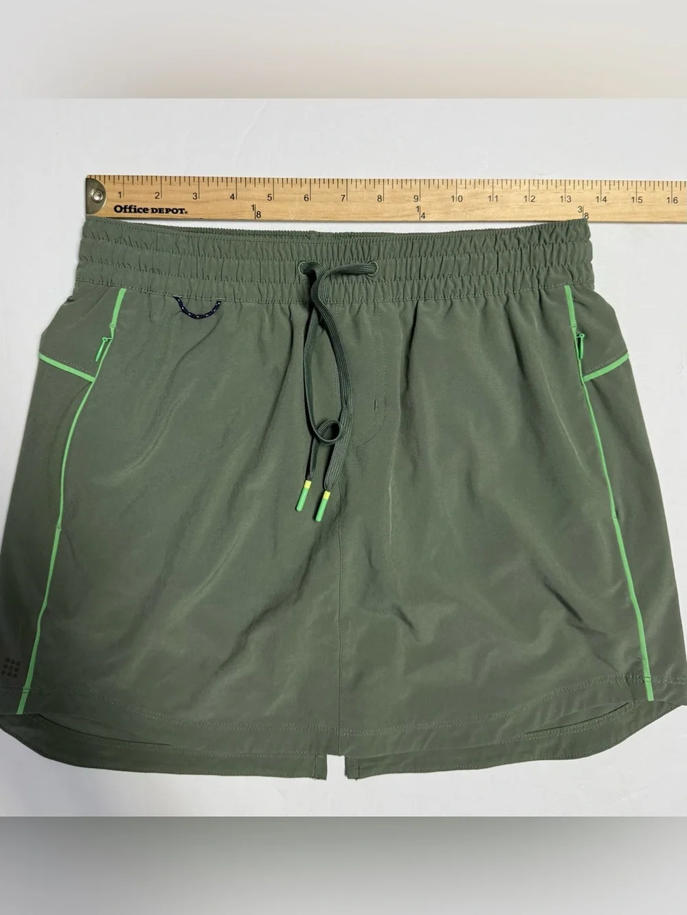Title Nine Bidwell Olive Green Drawstring Skort women’s size XS